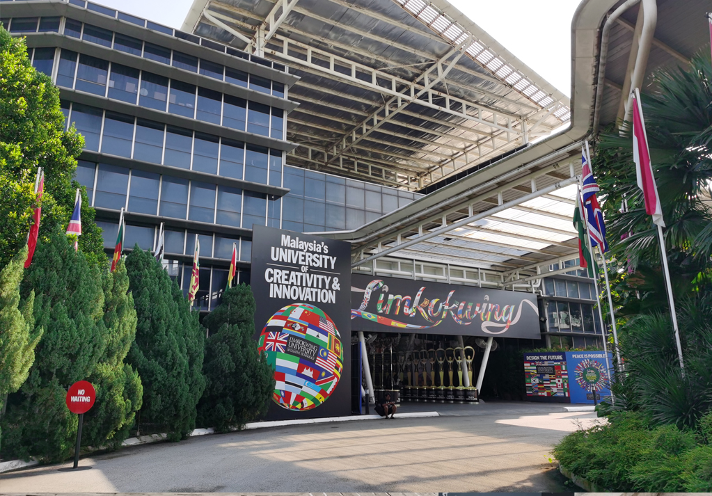 3-2004161IT0435.jpg 3-2004161IT0435.jpg